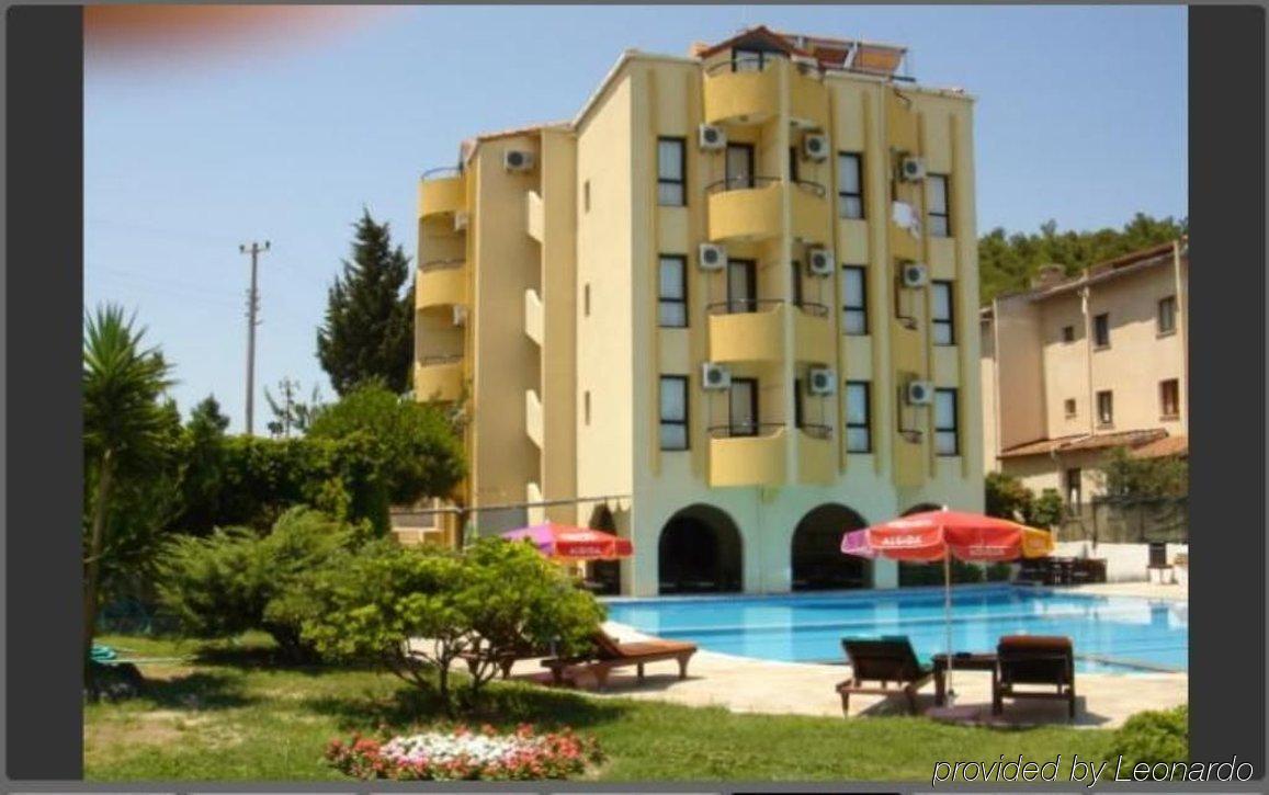 Otel Yeni Çeşme Esterno foto